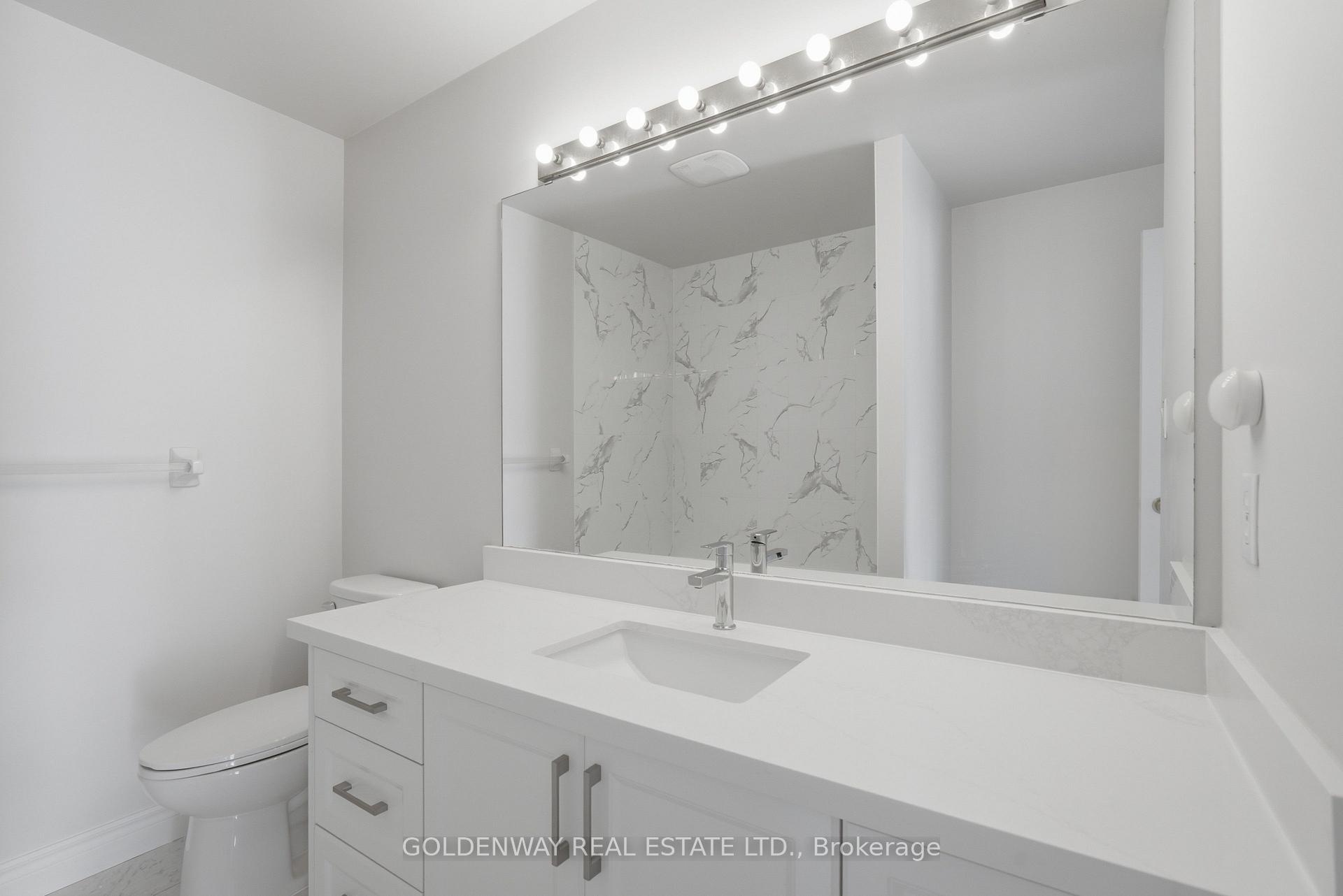 Photo 14 of Unit 63, 151 Townsgate Drive, Vaughan, Crestwood-Springfarm-Yorkhill — HOMEH