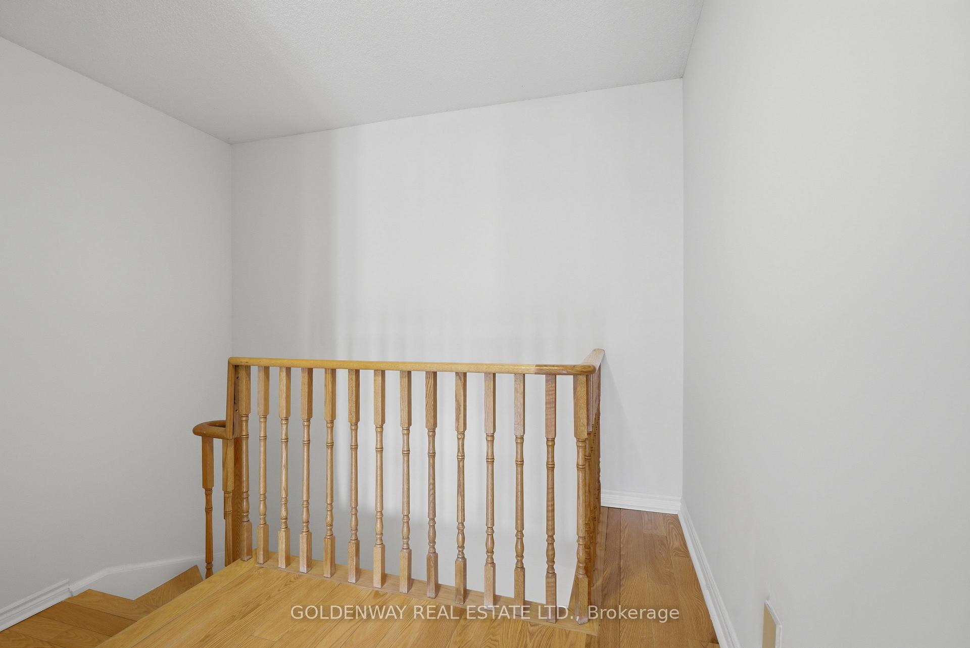 Photo 17 of Unit 63, 151 Townsgate Drive, Vaughan, Crestwood-Springfarm-Yorkhill — HOMEH