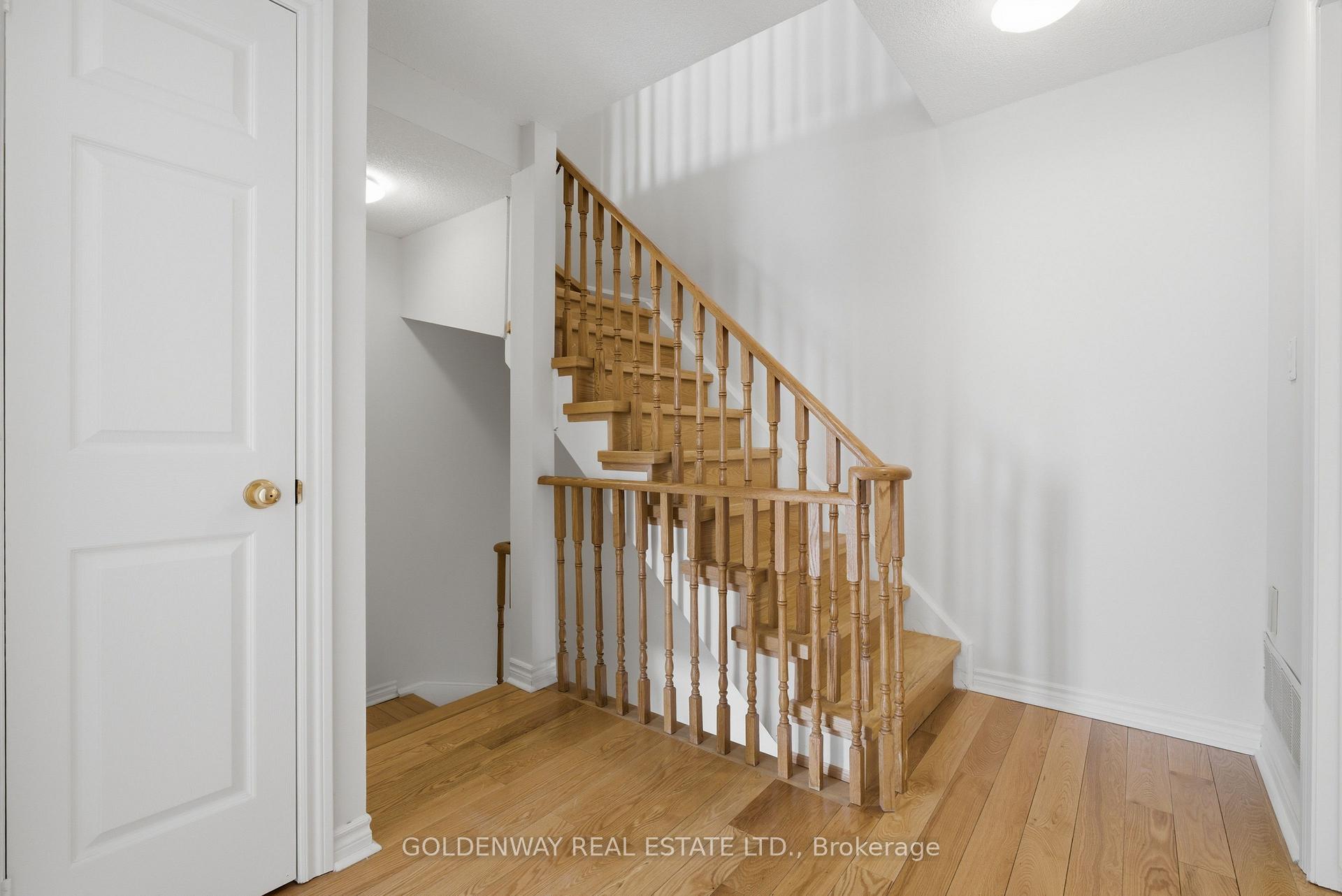 Photo 18 of Unit 63, 151 Townsgate Drive, Vaughan, Crestwood-Springfarm-Yorkhill — HOMEH