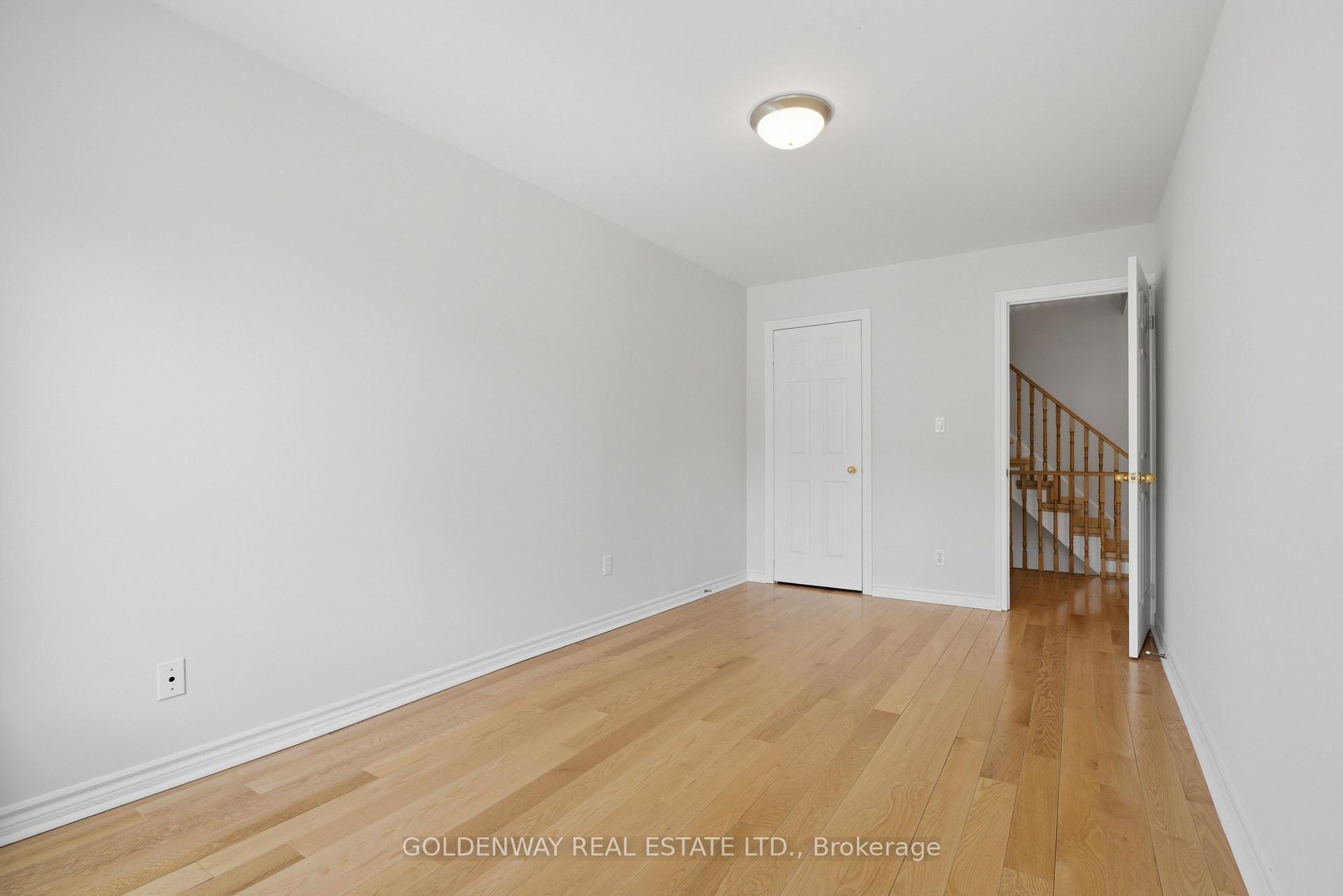 Photo 25 of Unit 63, 151 Townsgate Drive, Vaughan, Crestwood-Springfarm-Yorkhill — HOMEH