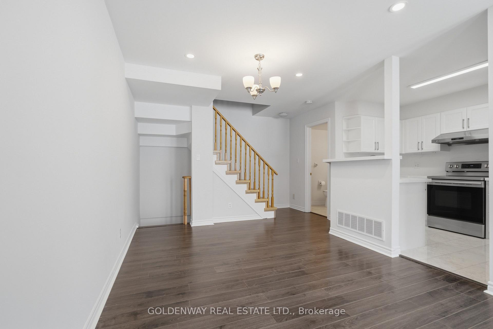 Photo 34 of Unit 63, 151 Townsgate Drive, Vaughan, Crestwood-Springfarm-Yorkhill — HOMEH