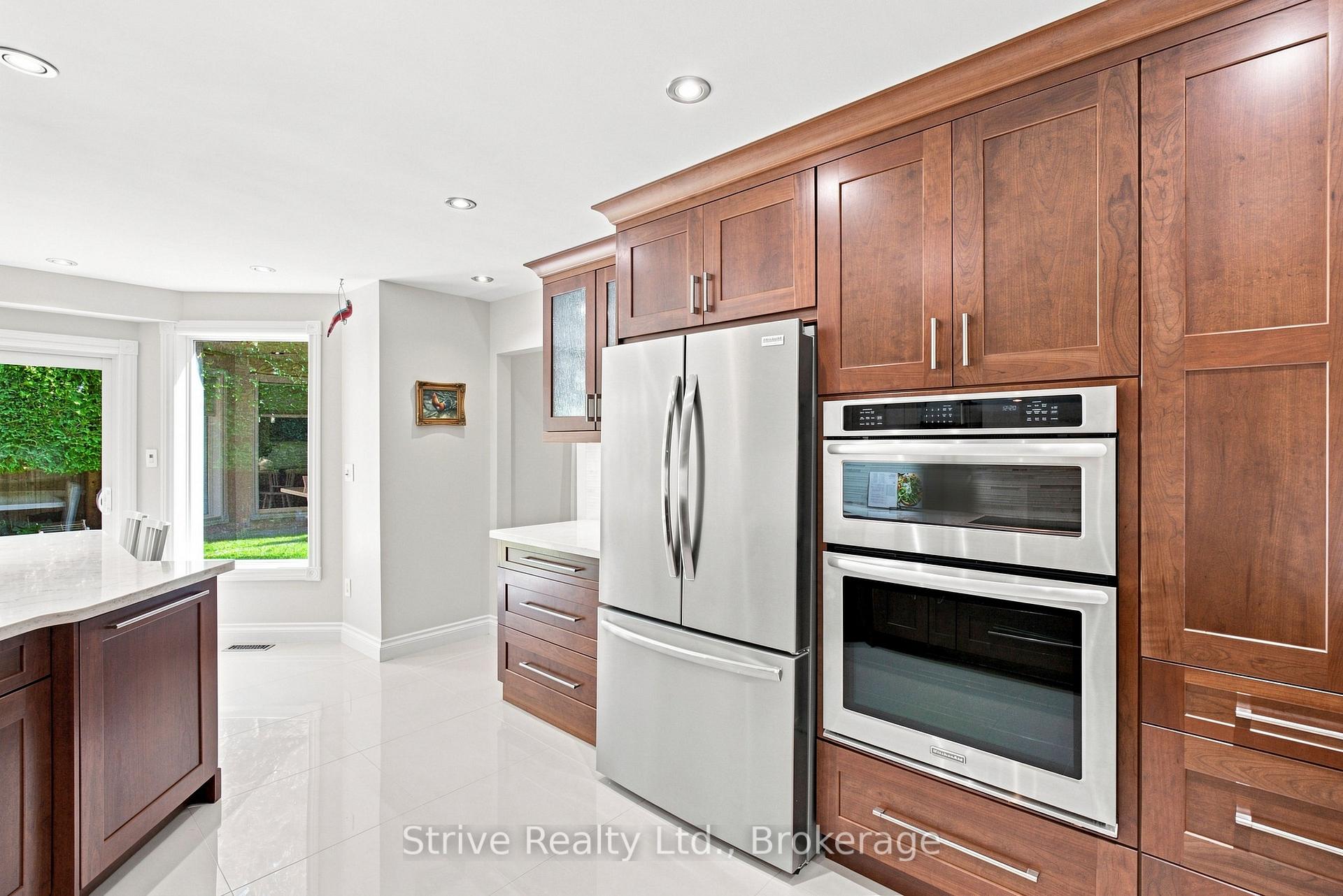 Photo 15 of 5 Carriage Lane, Clarington, Courtice — HOMEH