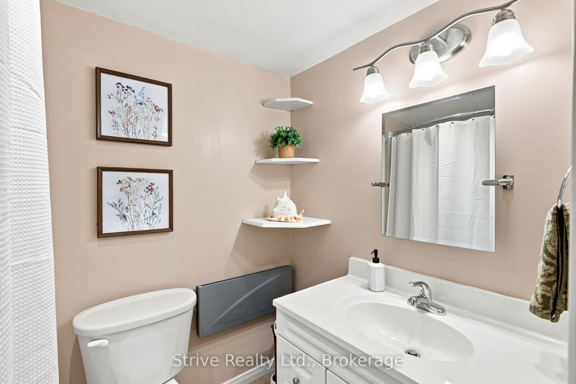 Photo 28 of 5 Carriage Lane, Clarington, Courtice — HOMEH
