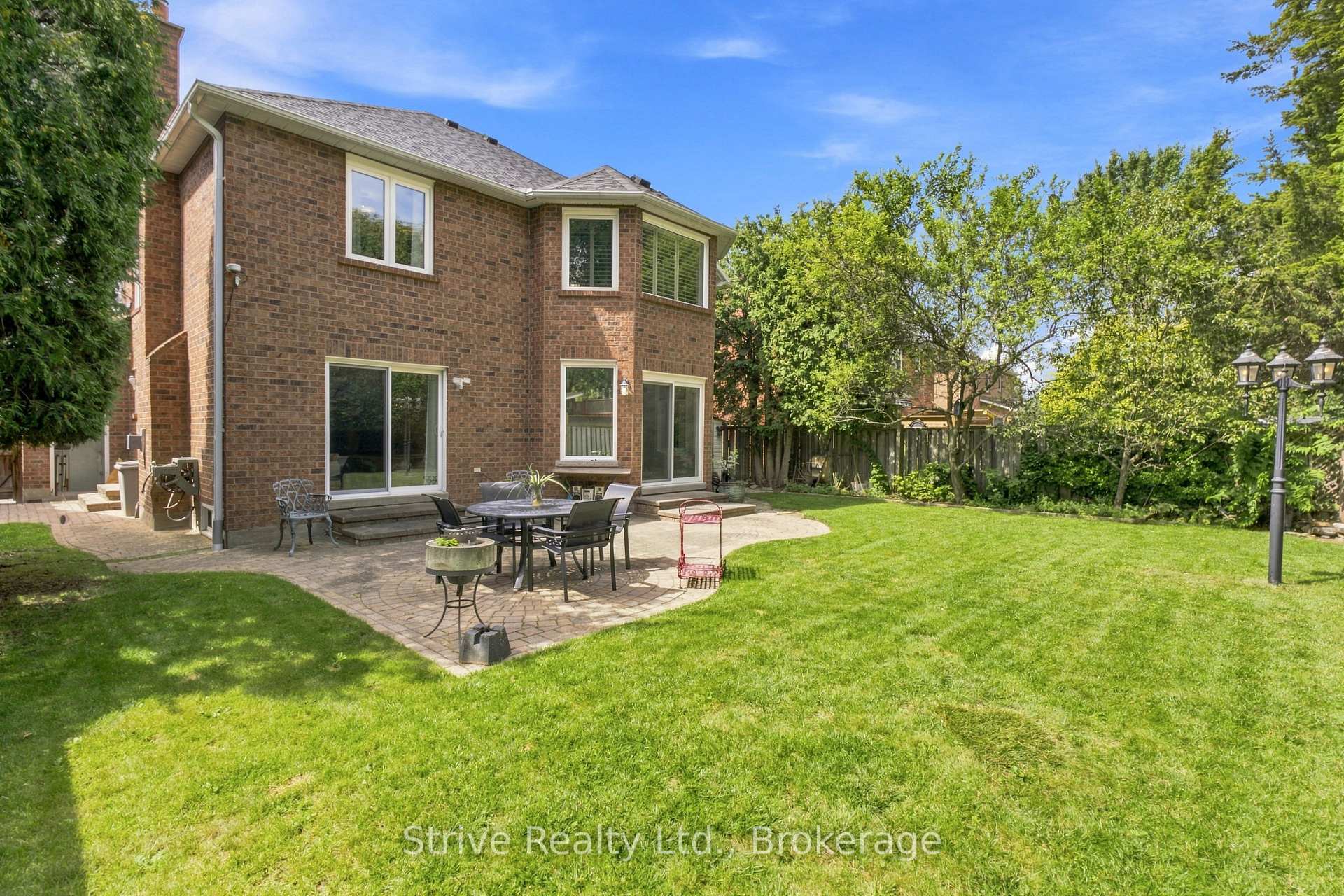 Photo 37 of 5 Carriage Lane, Clarington, Courtice — HOMEH