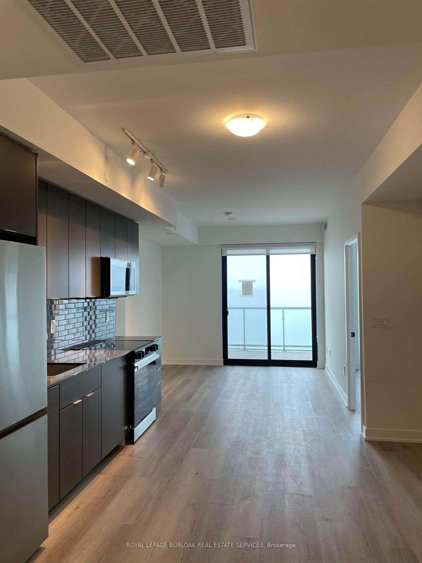 Photo 14 of Unit 706, 2069 Lakeshore Road, Burlington, Brant — HOMEH