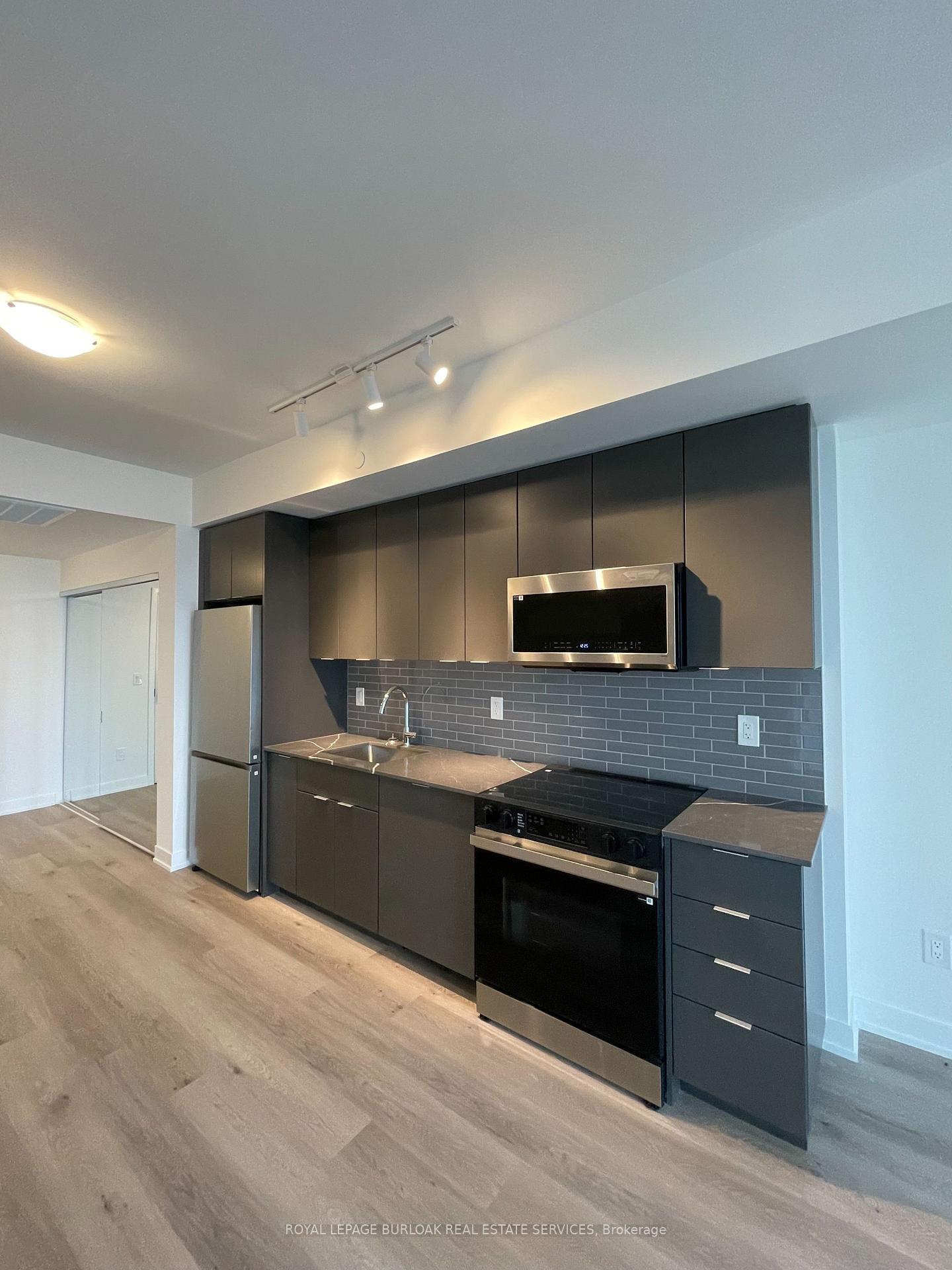 Photo 16 of Unit 706, 2069 Lakeshore Road, Burlington, Brant — HOMEH