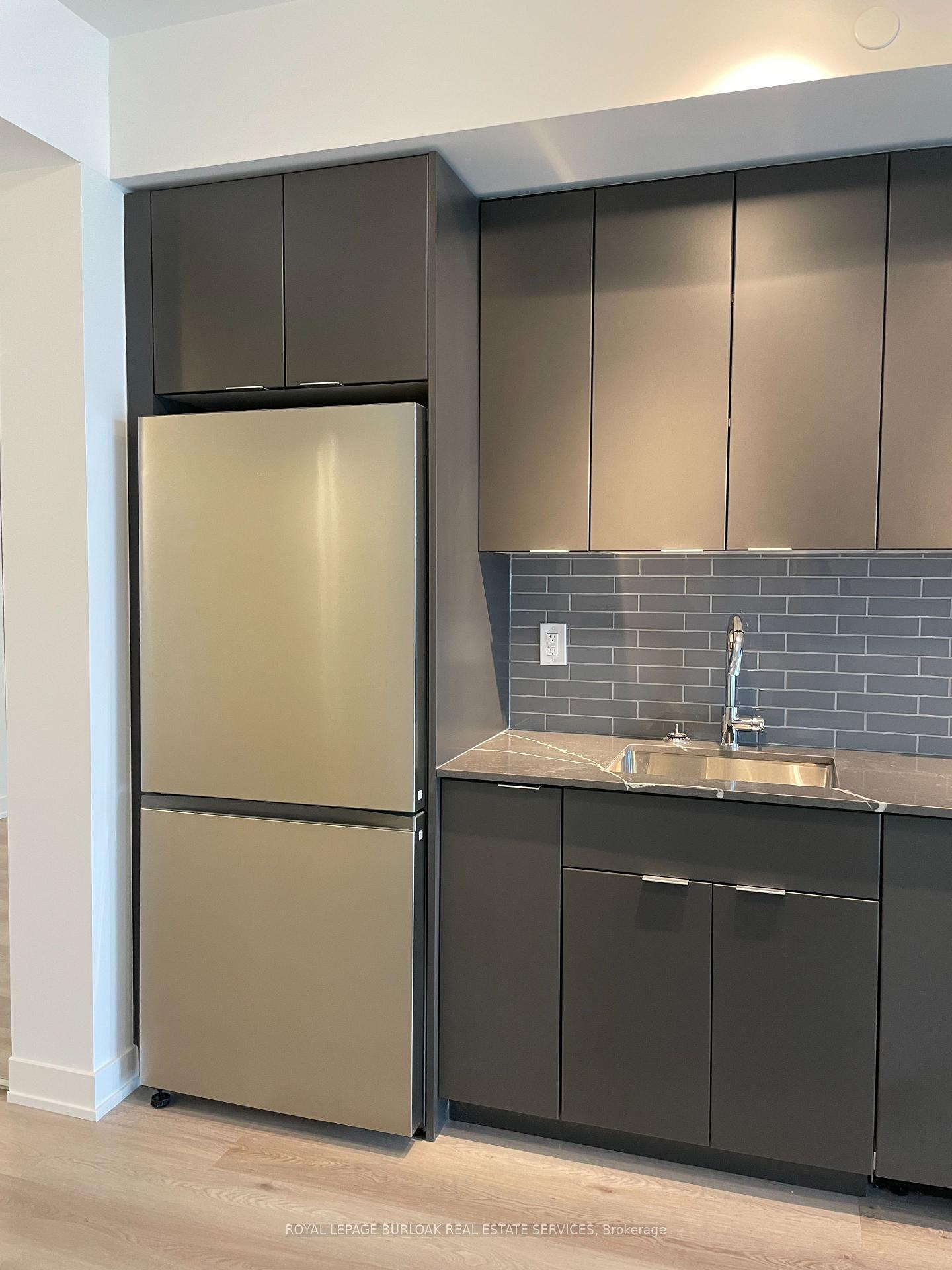 Photo 18 of Unit 706, 2069 Lakeshore Road, Burlington, Brant — HOMEH