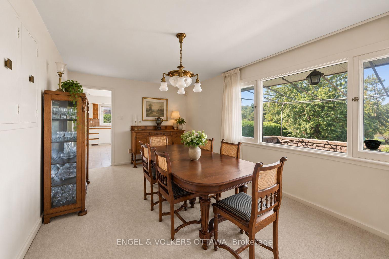 Photo 16 of 3200 Riverside Drive, Ottawa, Mooneys Bay/Revelstoke — HOMEH