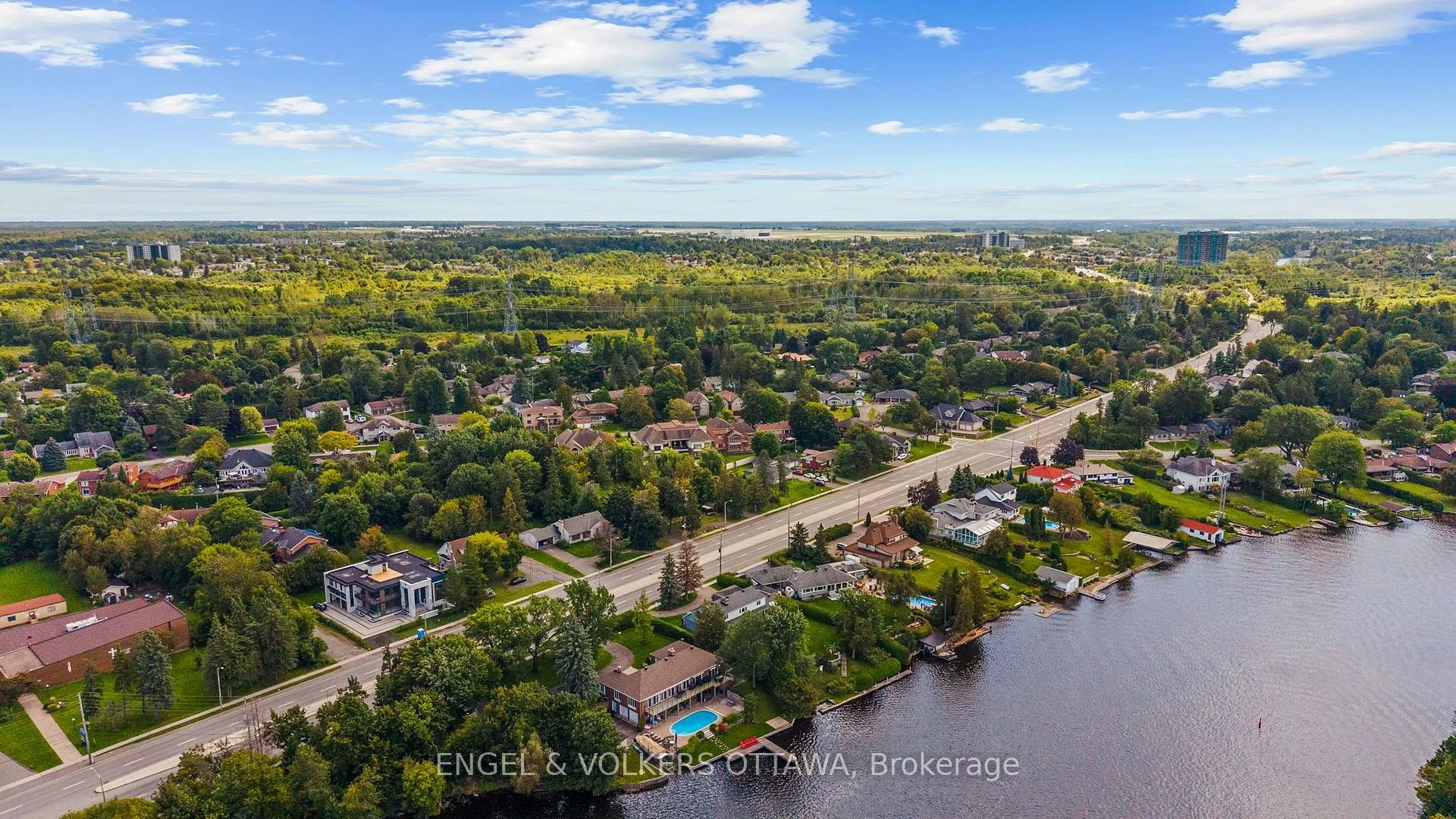 Photo 43 of 3200 Riverside Drive, Ottawa, Mooneys Bay/Revelstoke — HOMEH