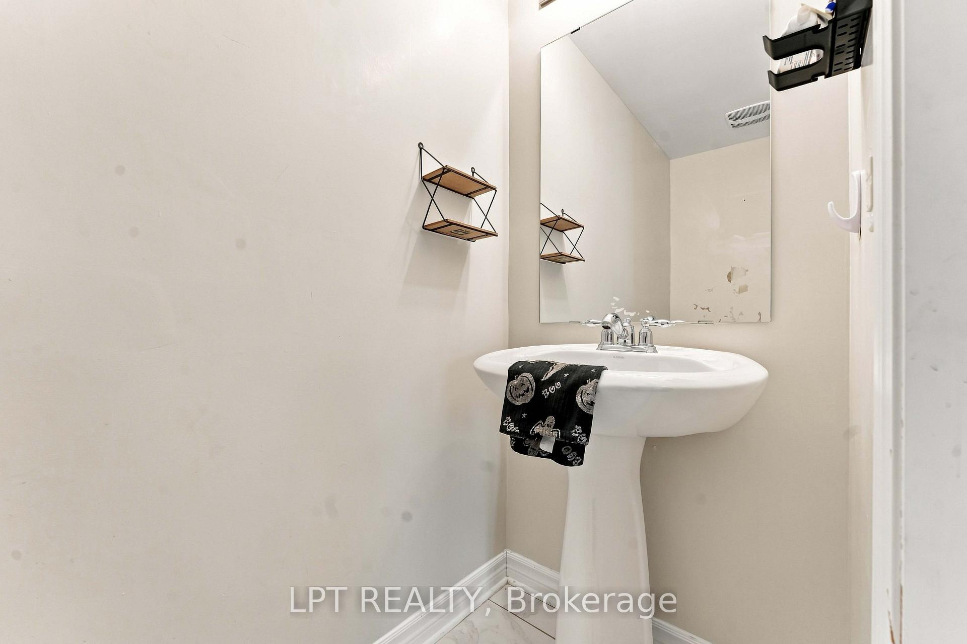 Photo 16 of 503 Sedgebrook Way, Ottawa, Stittsville (North) — HOMEH