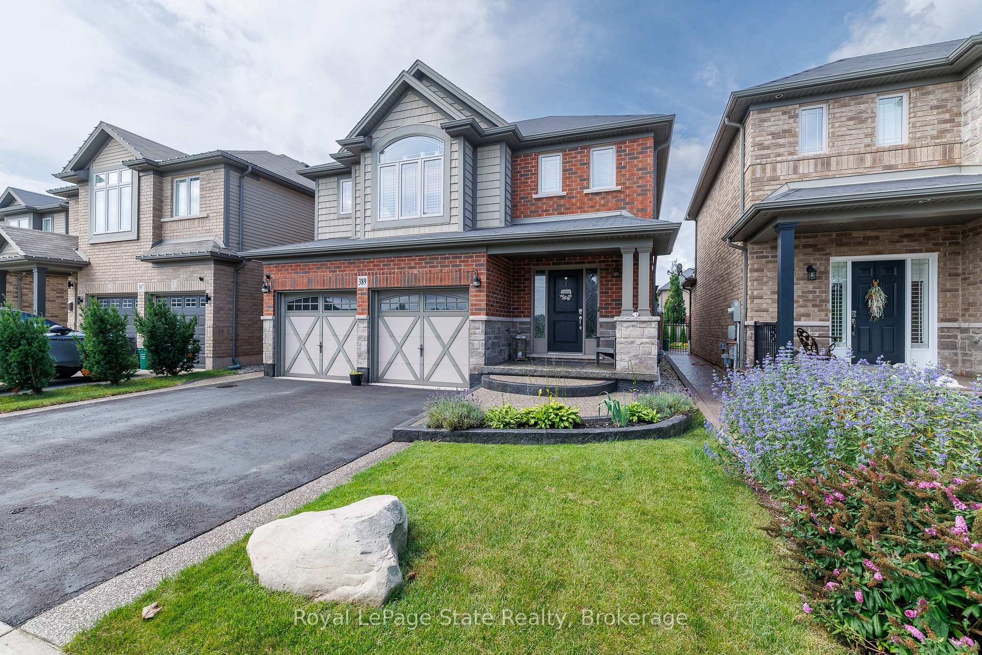 Photo 3 of 389 Murray Street, Grimsby, Grimsby Beach — HOMEH