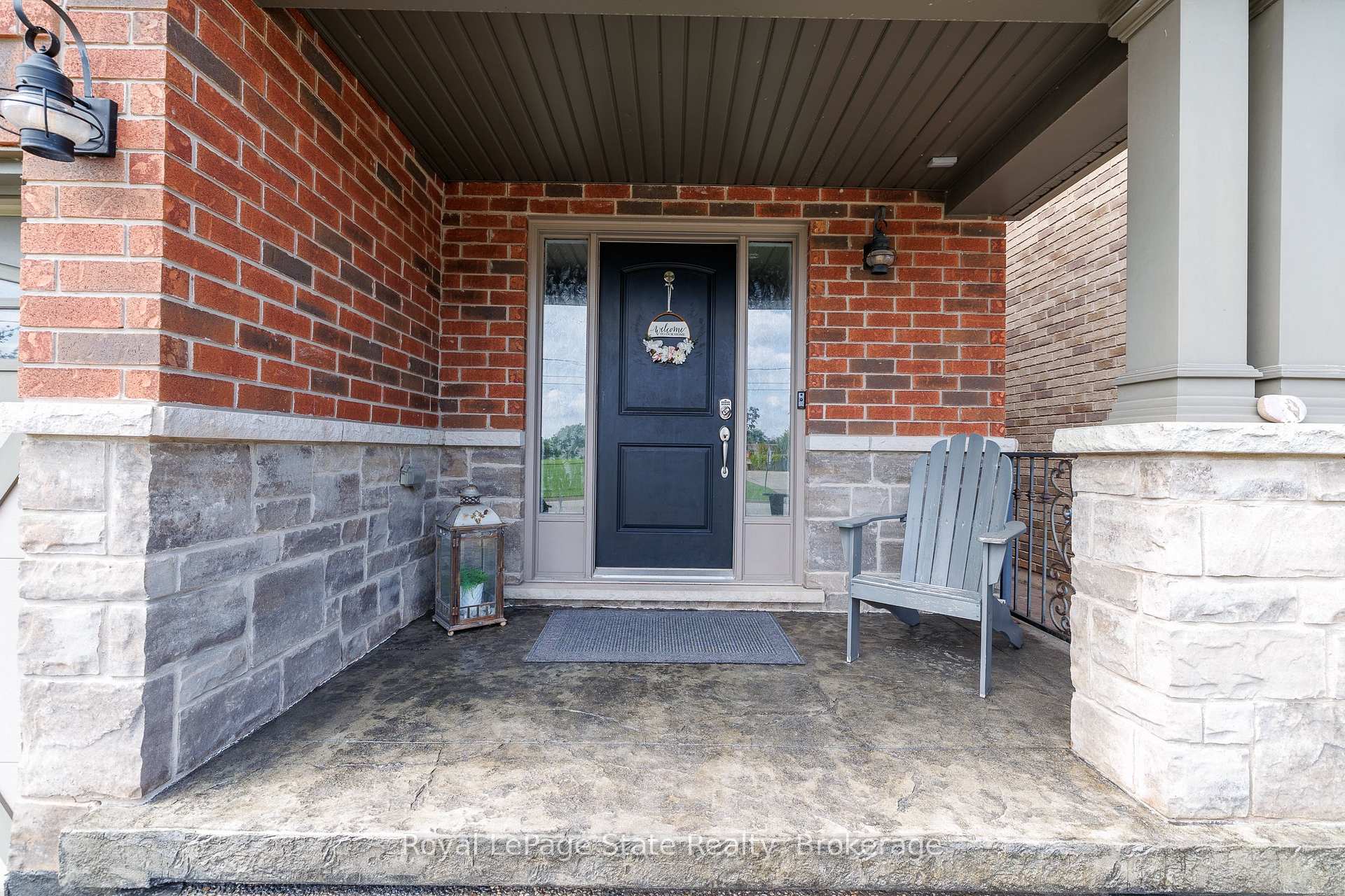Photo 4 of 389 Murray Street, Grimsby, Grimsby Beach — HOMEH
