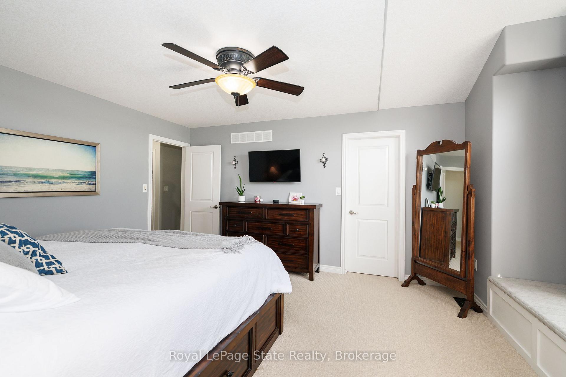 Photo 18 of 389 Murray Street, Grimsby, Grimsby Beach — HOMEH