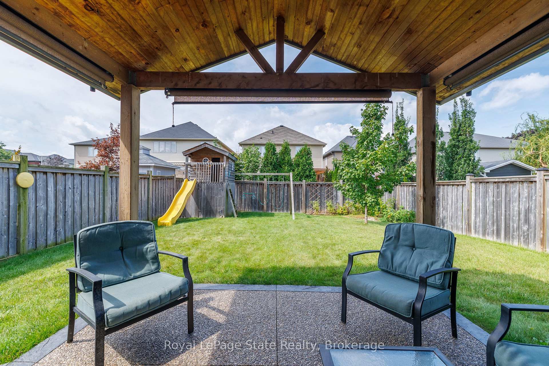 Photo 34 of 389 Murray Street, Grimsby, Grimsby Beach — HOMEH