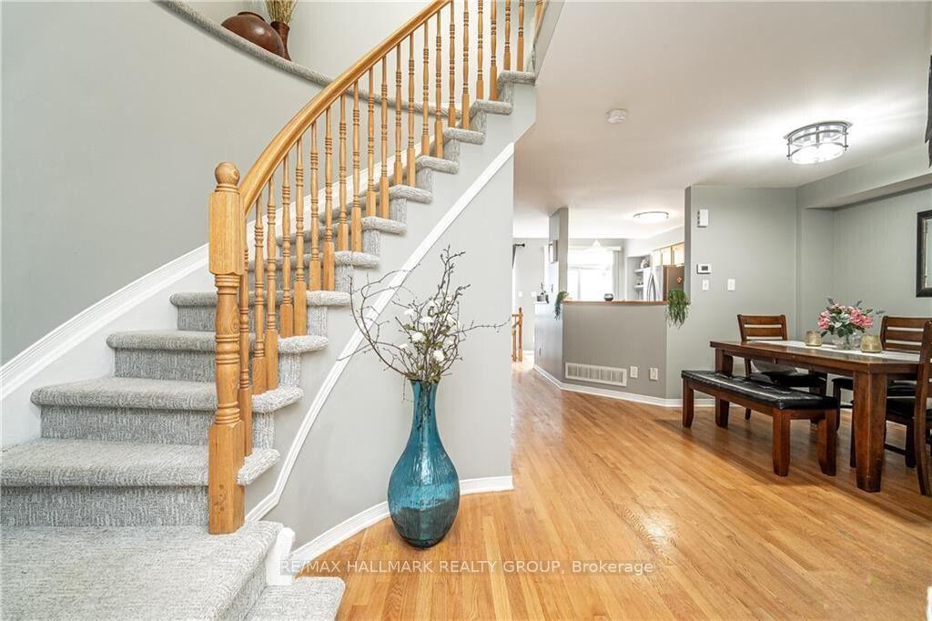 Photo 4 of 216A Claridge Drive, Ottawa, Barrhaven - Longfields — HOMEH