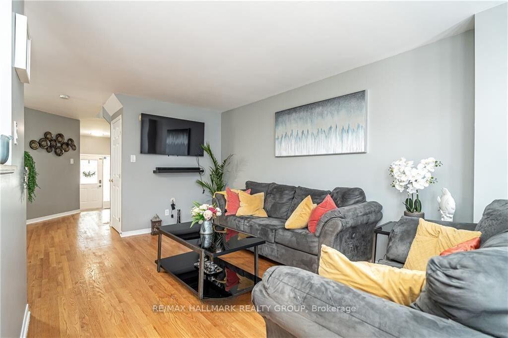 Photo 8 of 216A Claridge Drive, Ottawa, Barrhaven - Longfields — HOMEH