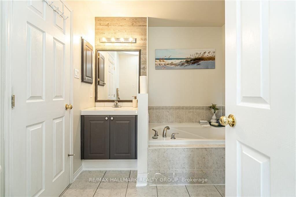 Photo 12 of 216A Claridge Drive, Ottawa, Barrhaven - Longfields — HOMEH