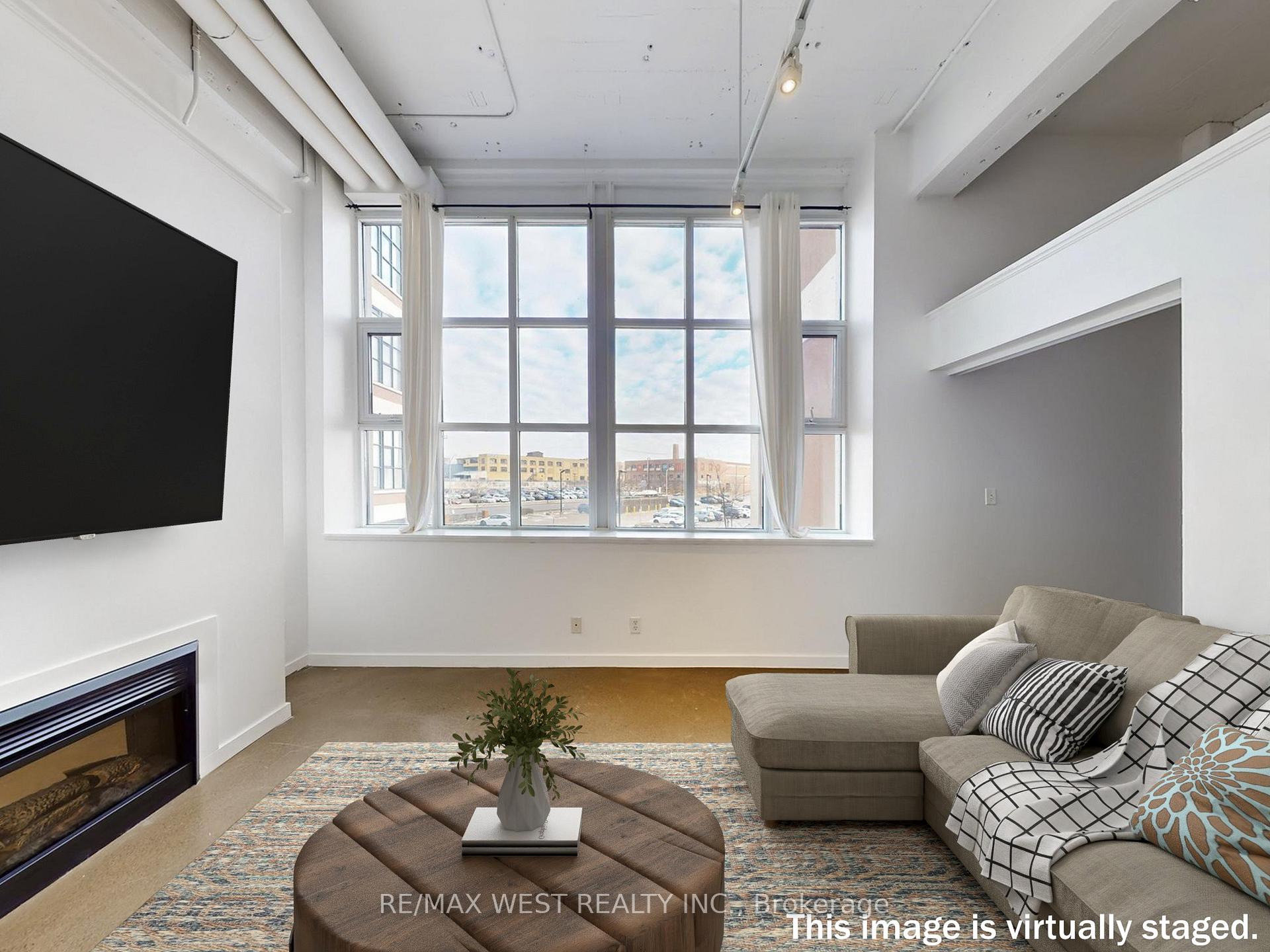 Photo 7 of Unit 207, 410 King Street W, Kitchener, City Commercial Core — HOMEH
