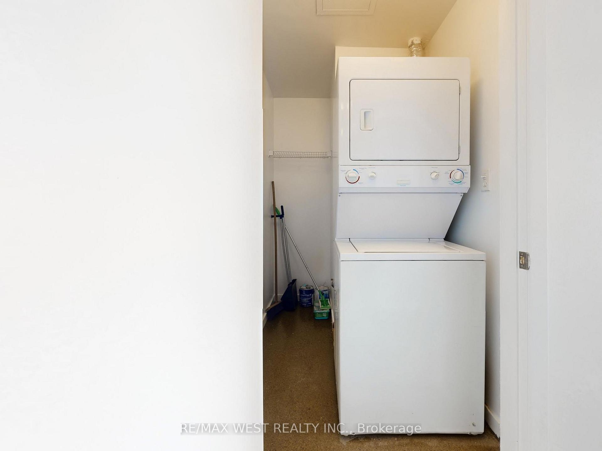 Photo 11 of Unit 207, 410 King Street W, Kitchener, City Commercial Core — HOMEH