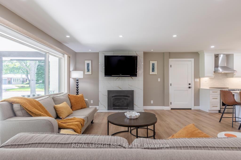 Photo 8 of 3 Glenayr Place, St. Catharines, Glendale/Glenridge — HOMEH