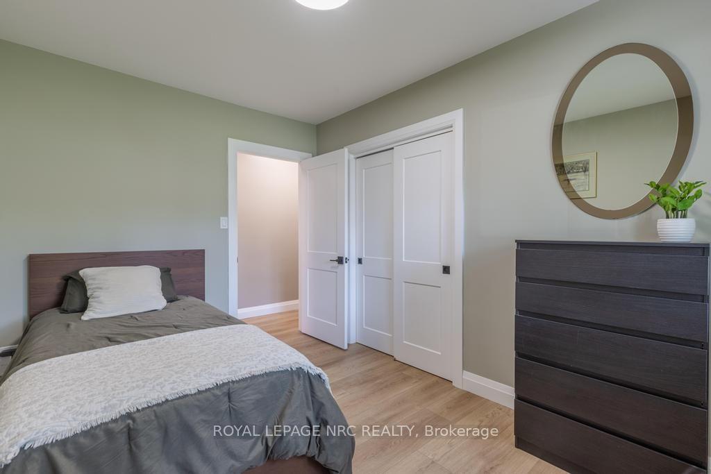 Photo 17 of 3 Glenayr Place, St. Catharines, Glendale/Glenridge — HOMEH