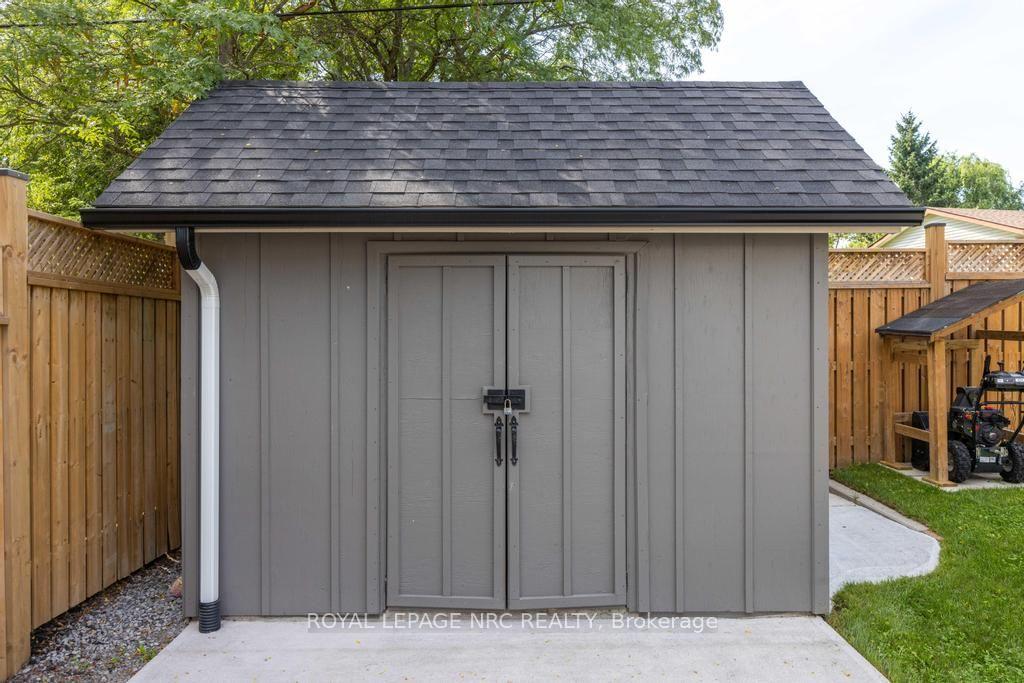 Photo 38 of 3 Glenayr Place, St. Catharines, Glendale/Glenridge — HOMEH