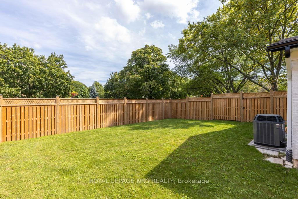 Photo 39 of 3 Glenayr Place, St. Catharines, Glendale/Glenridge — HOMEH
