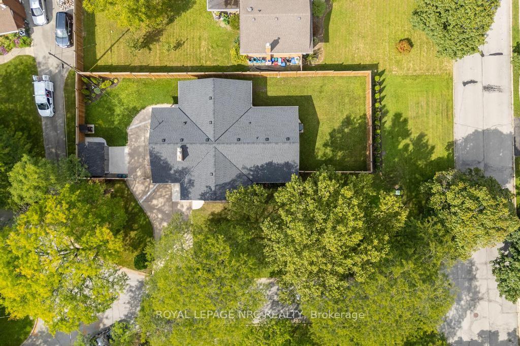 Photo 40 of 3 Glenayr Place, St. Catharines, Glendale/Glenridge — HOMEH
