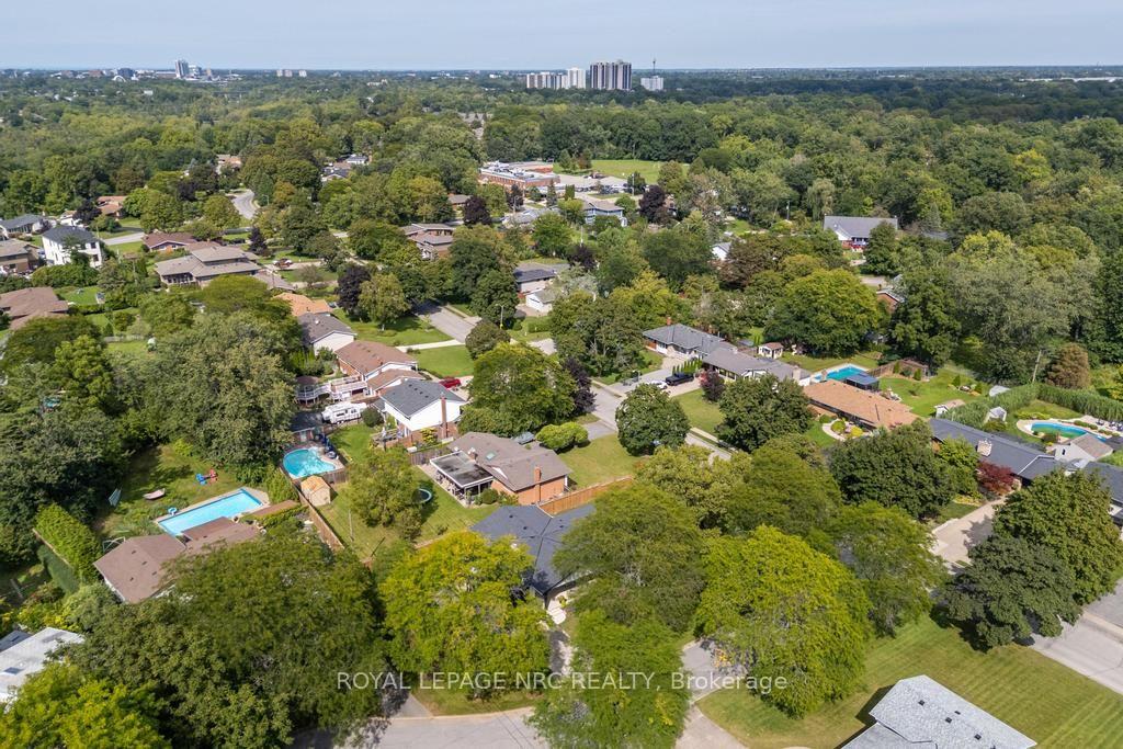 Photo 43 of 3 Glenayr Place, St. Catharines, Glendale/Glenridge — HOMEH