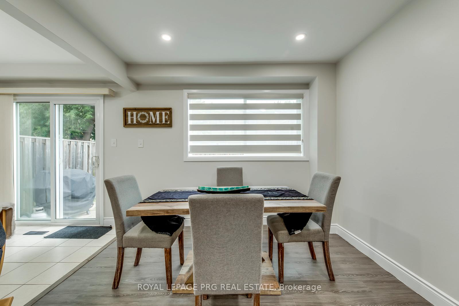 Photo 10 of 17 New Port Way, Markham, Thornhill — HOMEH