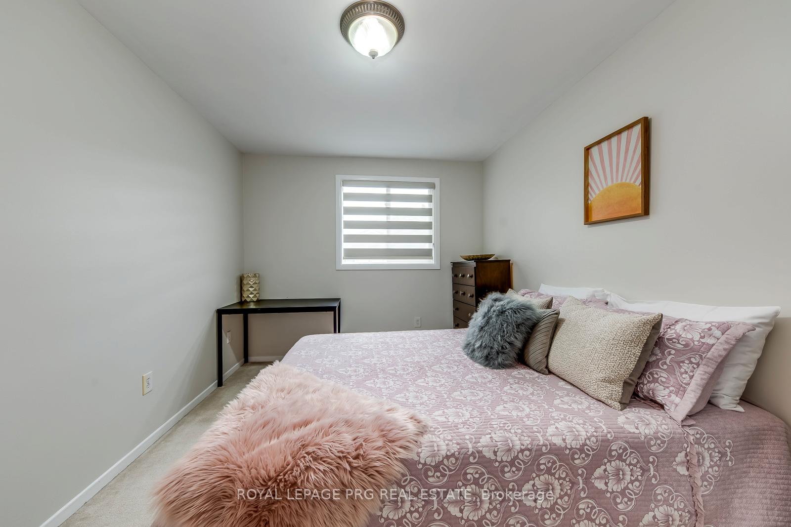 Photo 24 of 17 New Port Way, Markham, Thornhill — HOMEH