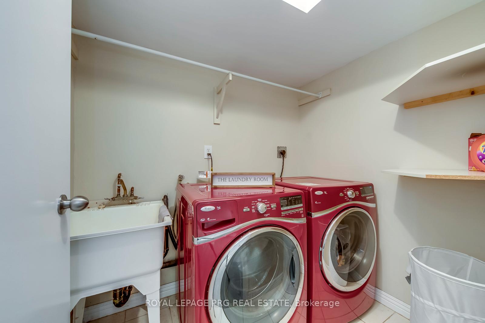 Photo 31 of 17 New Port Way, Markham, Thornhill — HOMEH