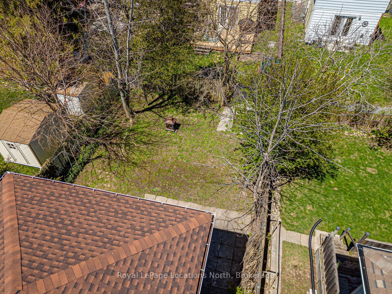 Photo 4 of 514 Tenth Street, Collingwood — HOMEH