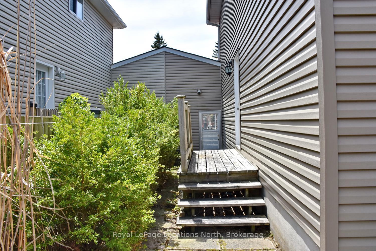 Photo 18 of 514 Tenth Street, Collingwood — HOMEH