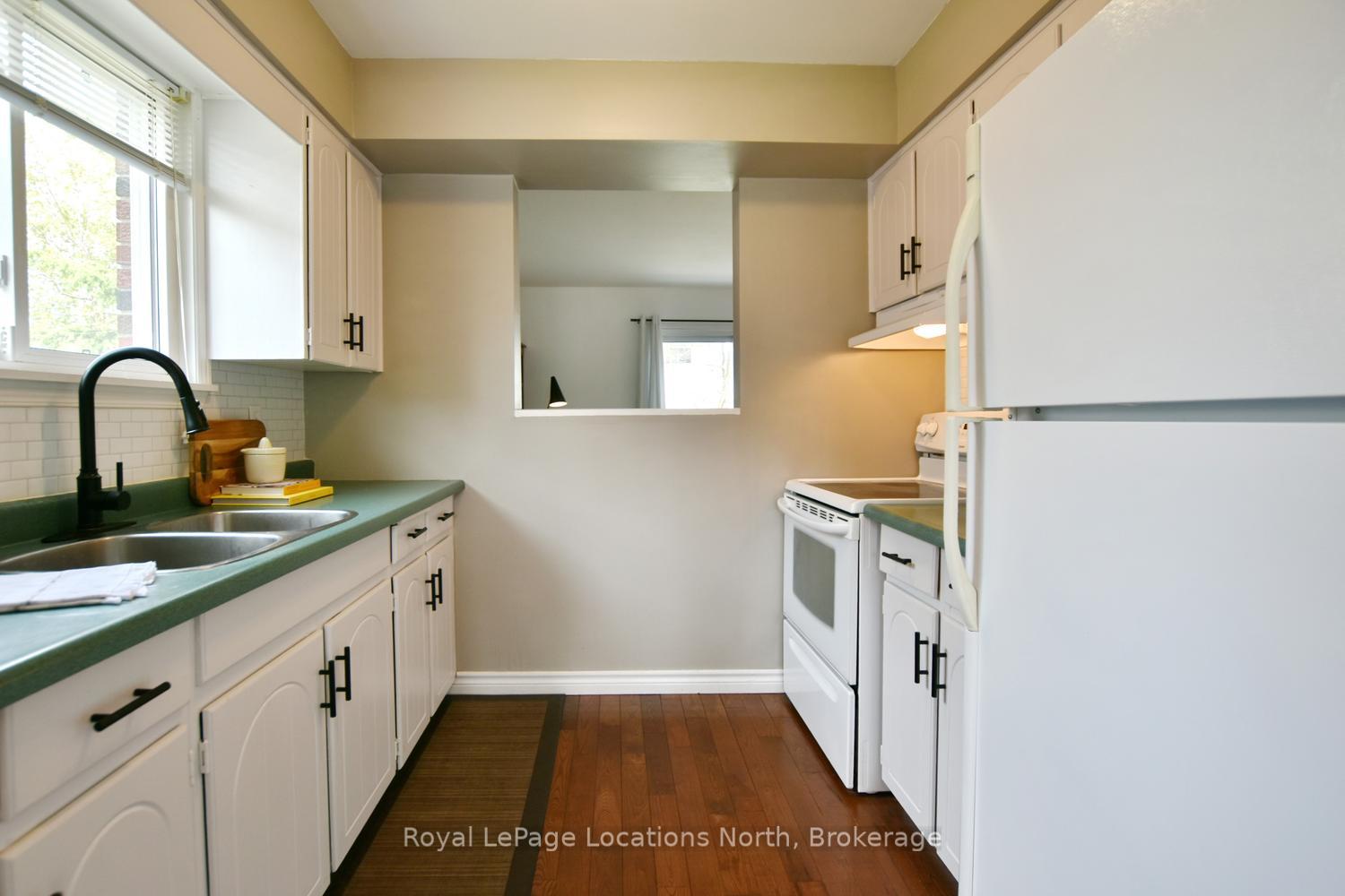 Photo 26 of 514 Tenth Street, Collingwood — HOMEH