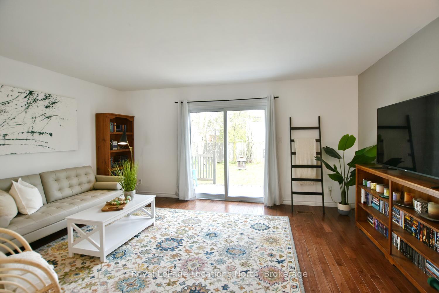 Photo 28 of 514 Tenth Street, Collingwood — HOMEH