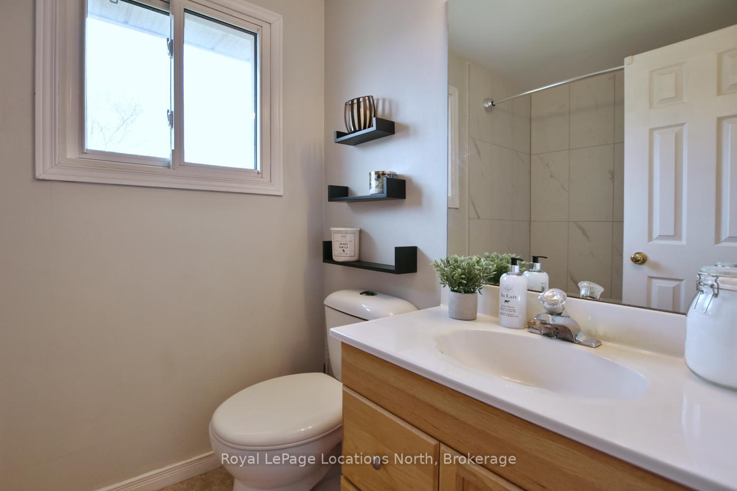 Photo 36 of 514 Tenth Street, Collingwood — HOMEH