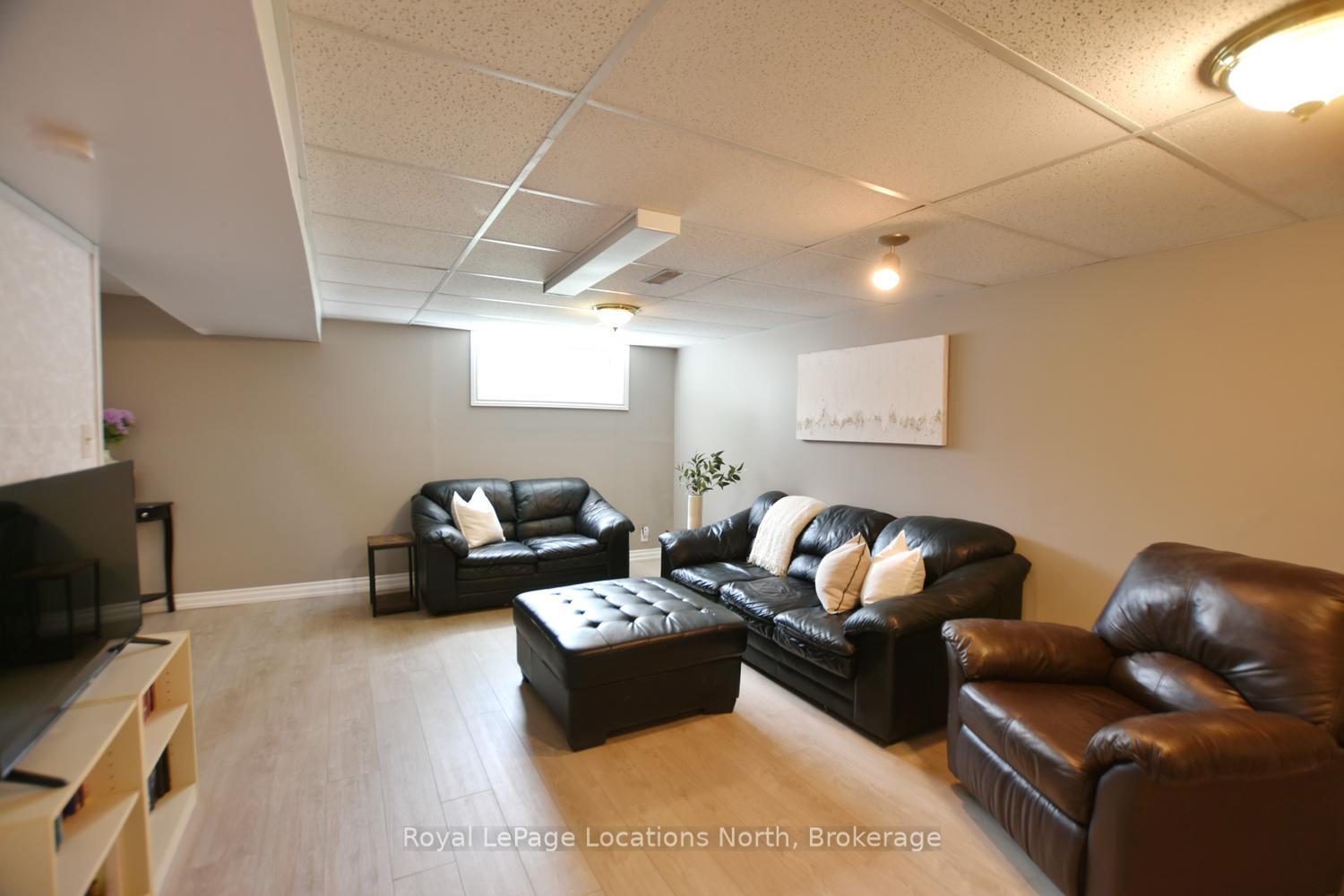 Photo 46 of 514 Tenth Street, Collingwood — HOMEH