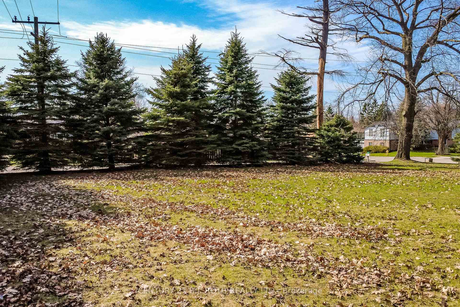 Photo 15 of 1 (part1) Baycrest Drive, Barrie, North Shore — HOMEH