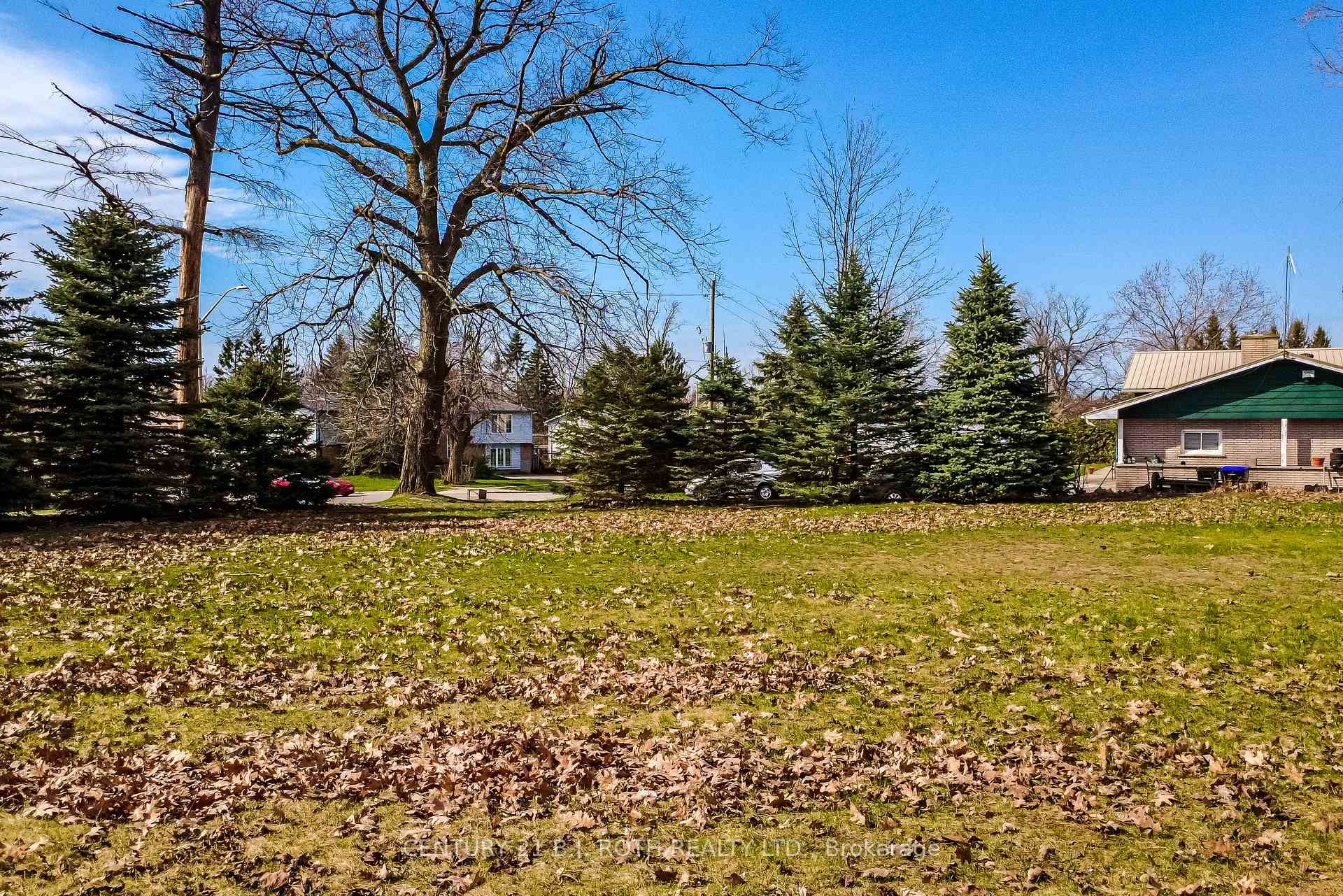 Photo 16 of 1 (part1) Baycrest Drive, Barrie, North Shore — HOMEH