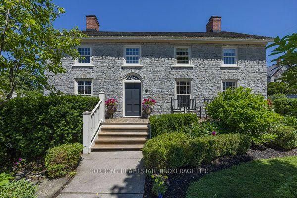 Photo 3 of 236 James Street, Kingston, Kingston East (Incl CFB Kingston) — HOMEH