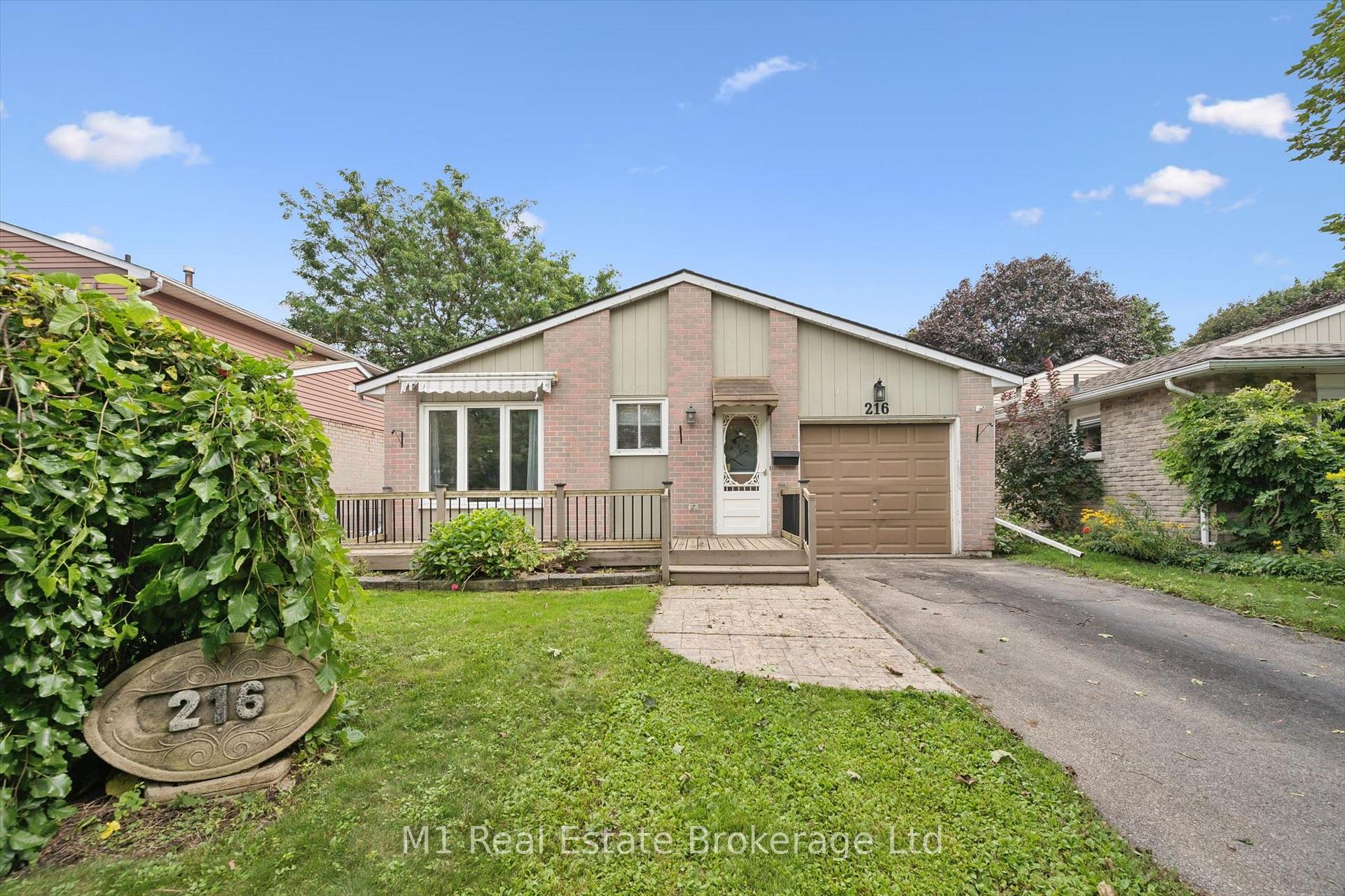 Photo of 216 Parkside Drive E