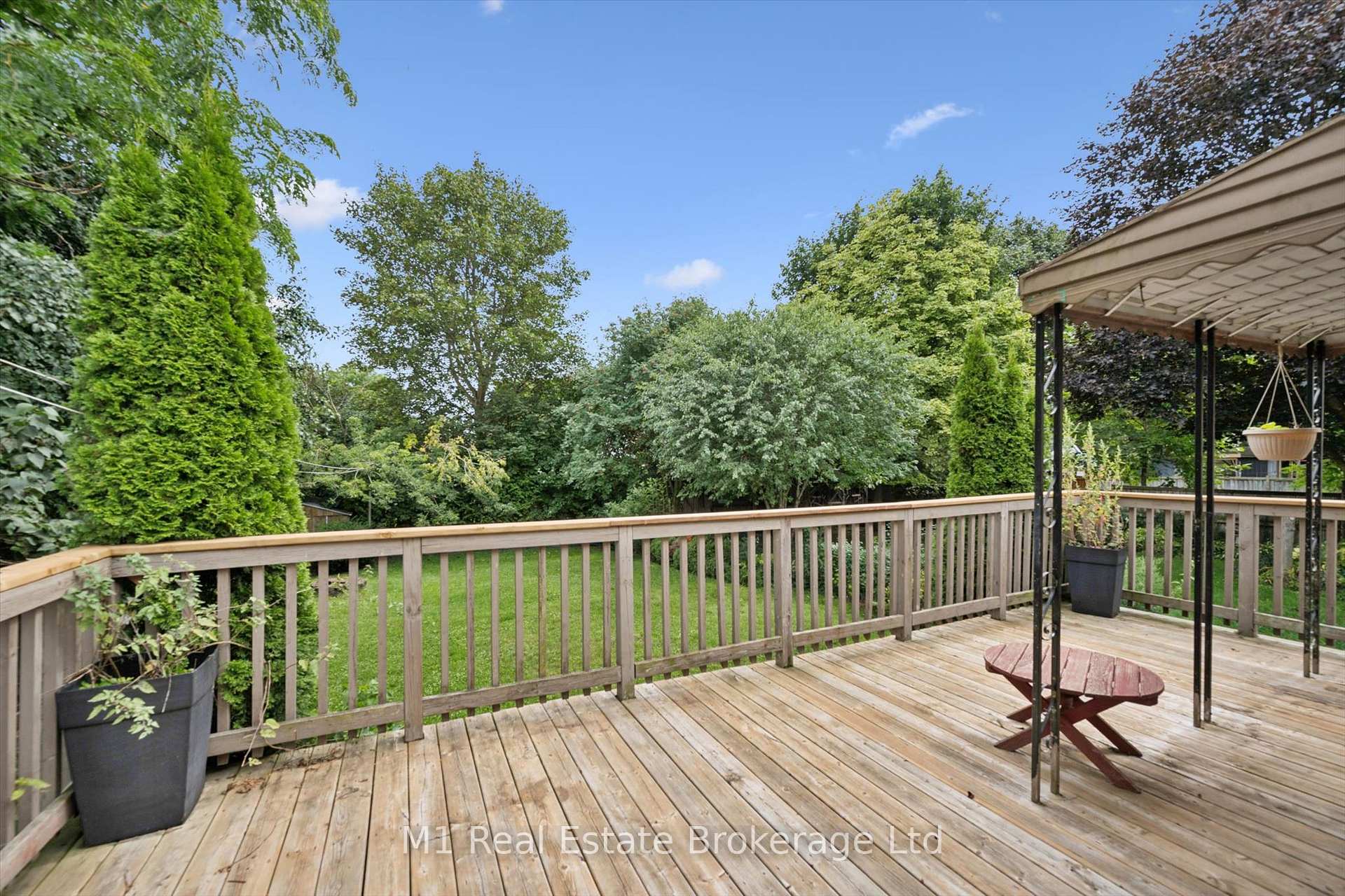 Photo 37 of 216 Parkside Drive E, Centre Wellington, Fergus — HOMEH