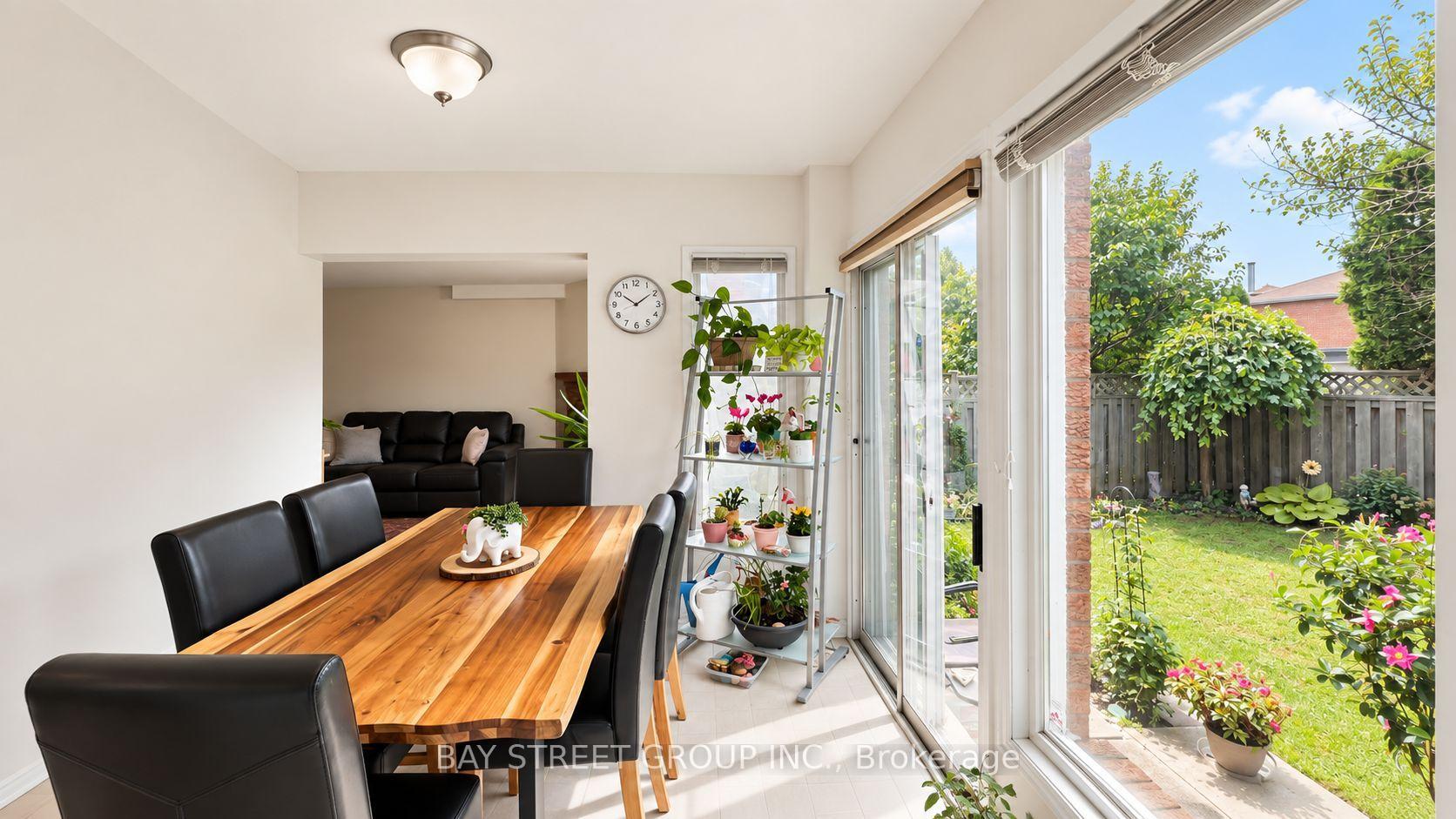 Photo 12 of 3095 Cascade Court, Mississauga, Erin Mills — HOMEH