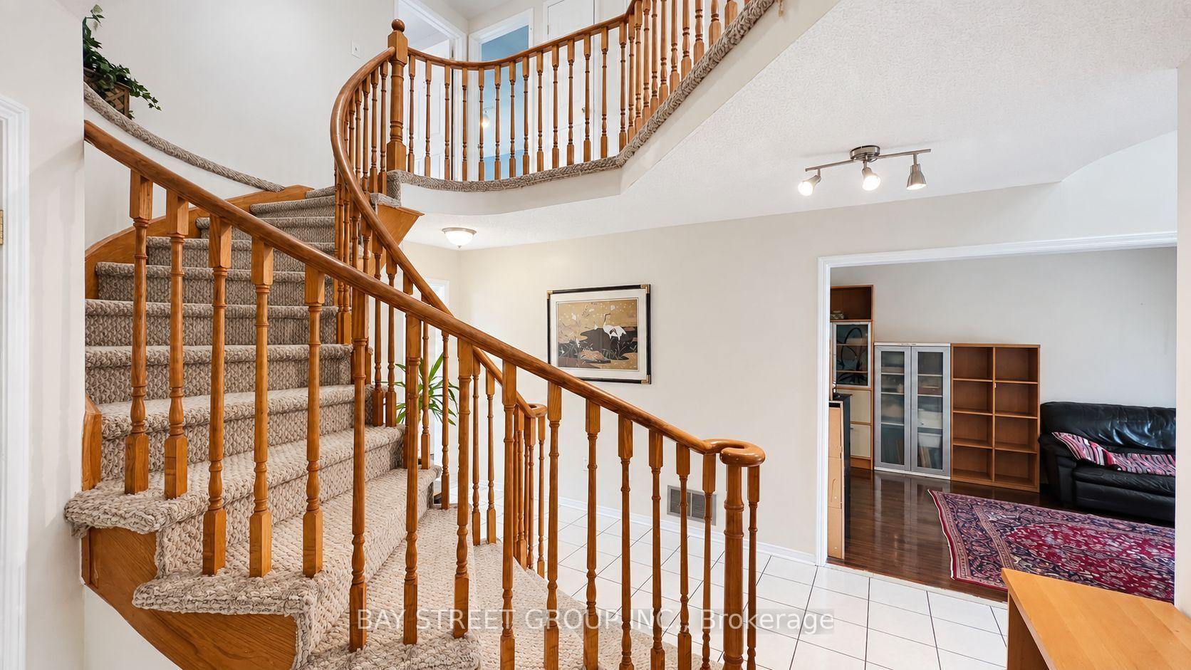 Photo 18 of 3095 Cascade Court, Mississauga, Erin Mills — HOMEH