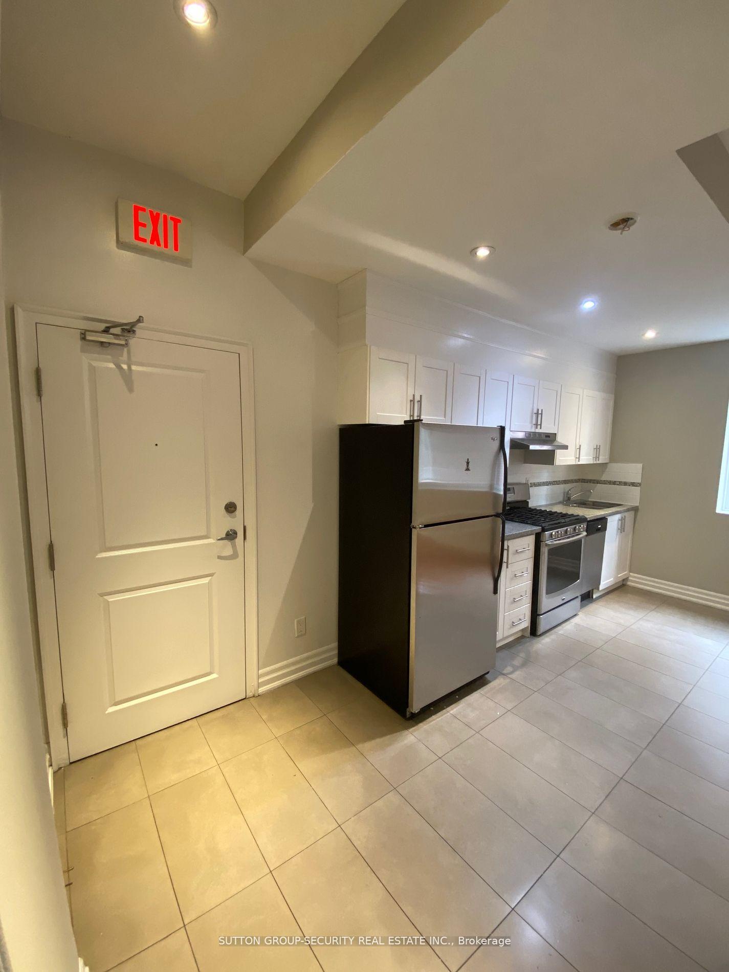Photo 4 of Unit 3, 48 Station Road, Etobicoke, Mimico — HOMEH