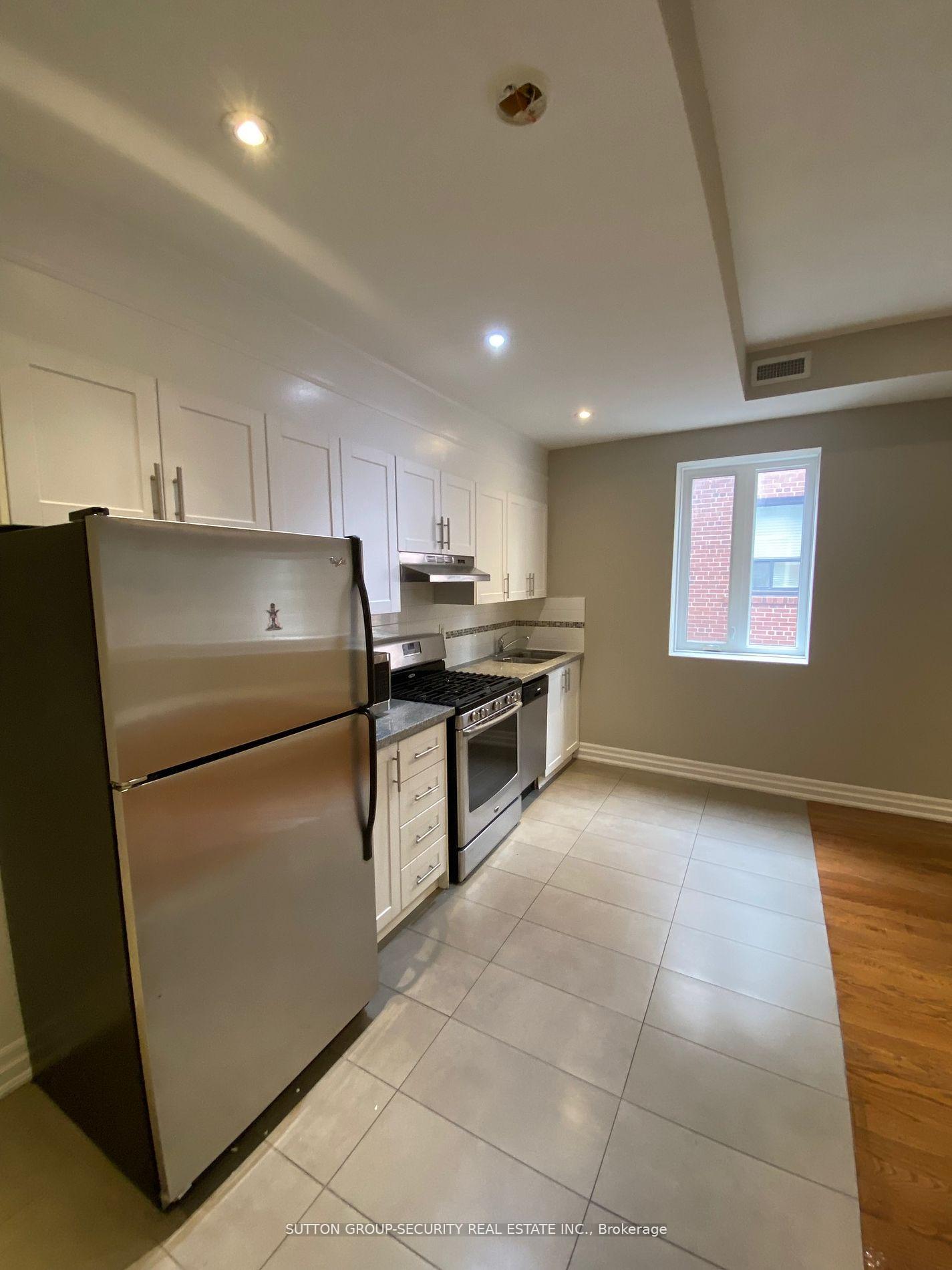 Photo 5 of Unit 3, 48 Station Road, Etobicoke, Mimico — HOMEH