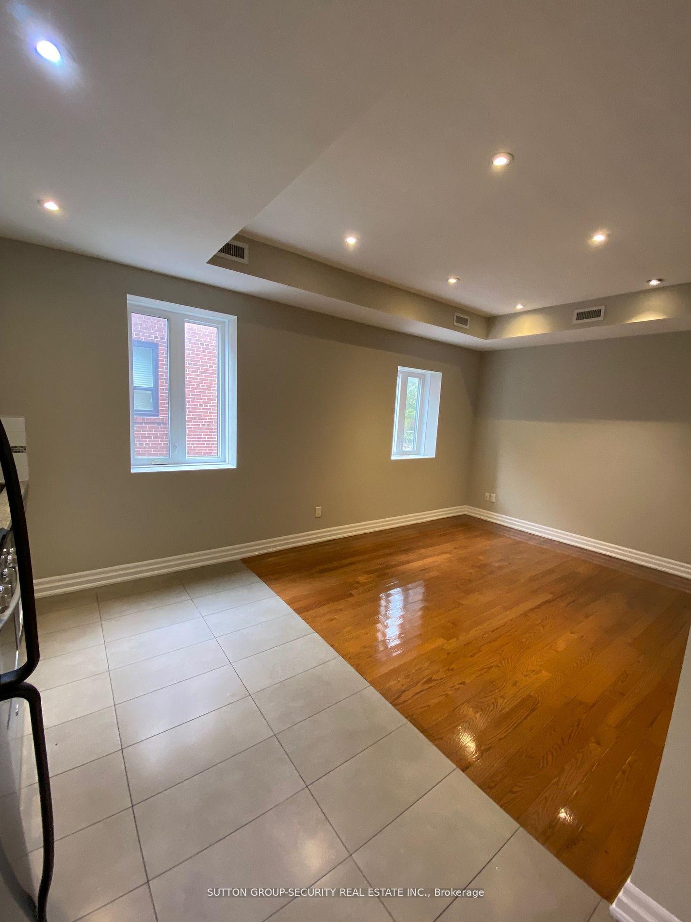 Photo 8 of Unit 3, 48 Station Road, Etobicoke, Mimico — HOMEH