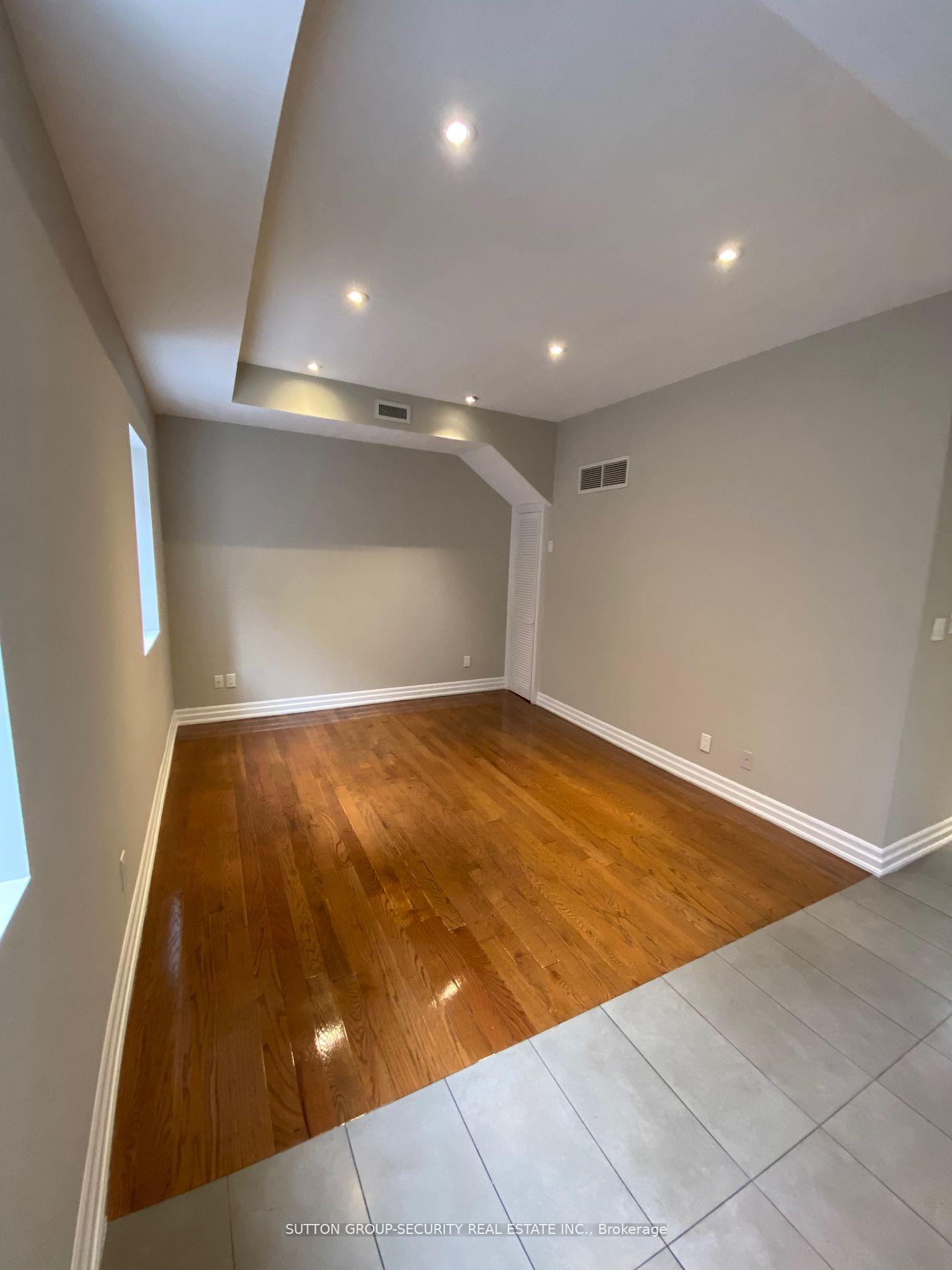 Photo 9 of Unit 3, 48 Station Road, Etobicoke, Mimico — HOMEH
