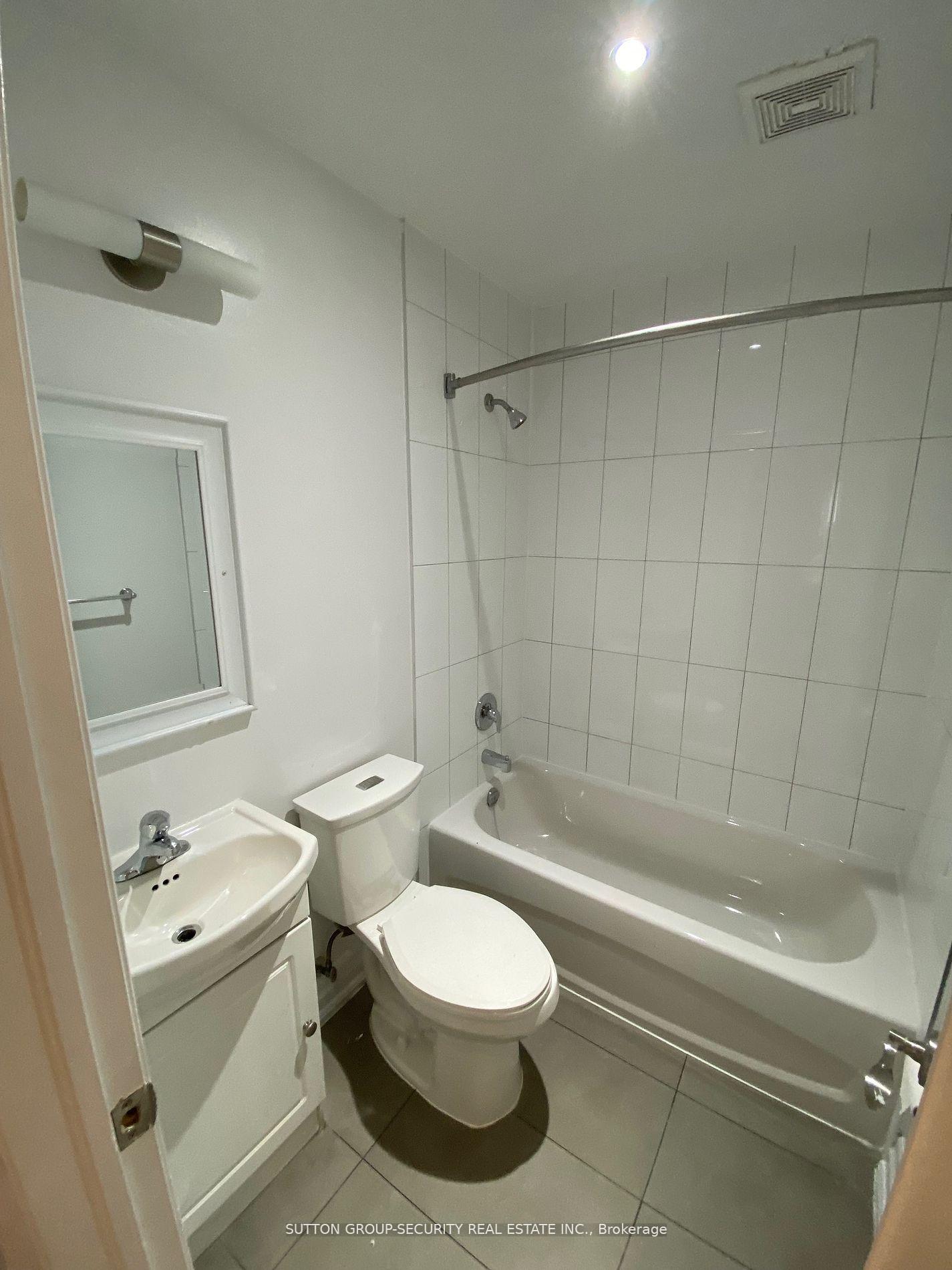 Photo 10 of Unit 3, 48 Station Road, Etobicoke, Mimico — HOMEH